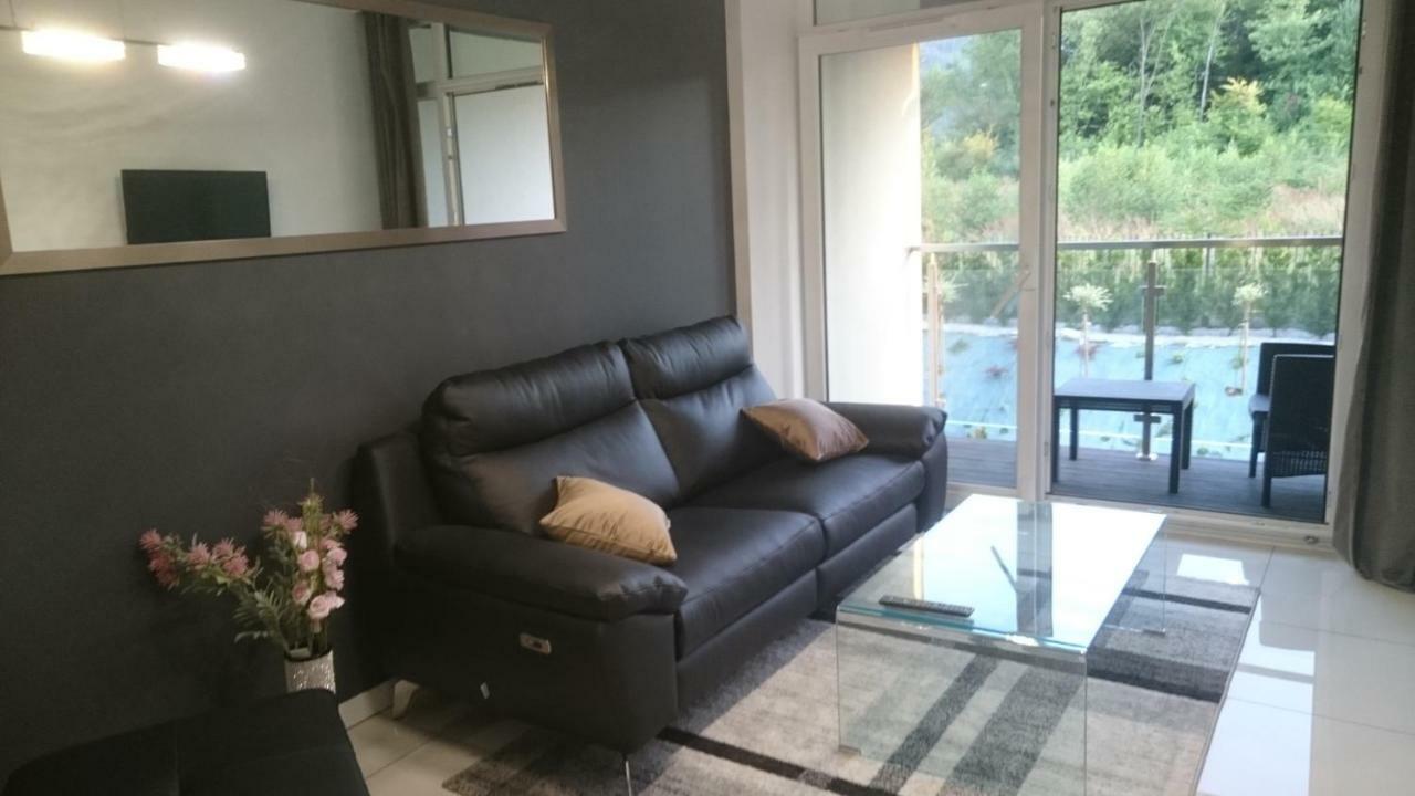 Apartament Debowiec Διαμέρισμα Μπιέλσκο-Μπιάλα Εξωτερικό φωτογραφία